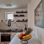 Lavanda Apartment *